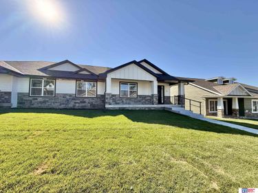 1141 Ironwood Drive, Seward, NE 68434