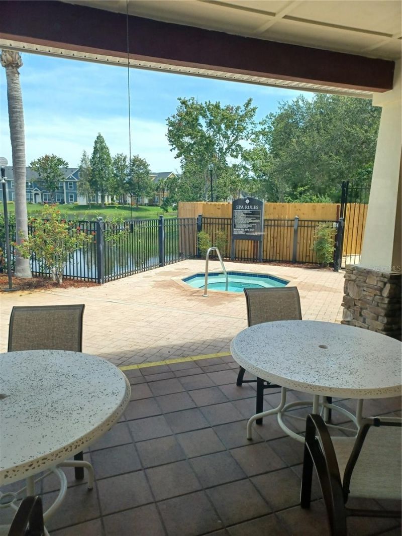 5570 Rosehill Road, Unit 102, Sarasota, FL 34233 Photo