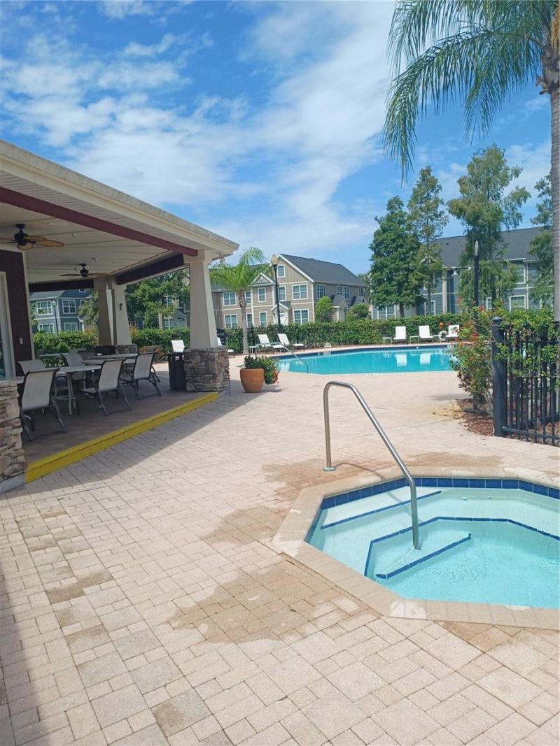 5570 Rosehill Road, Unit 102, Sarasota, FL 34233 Photo