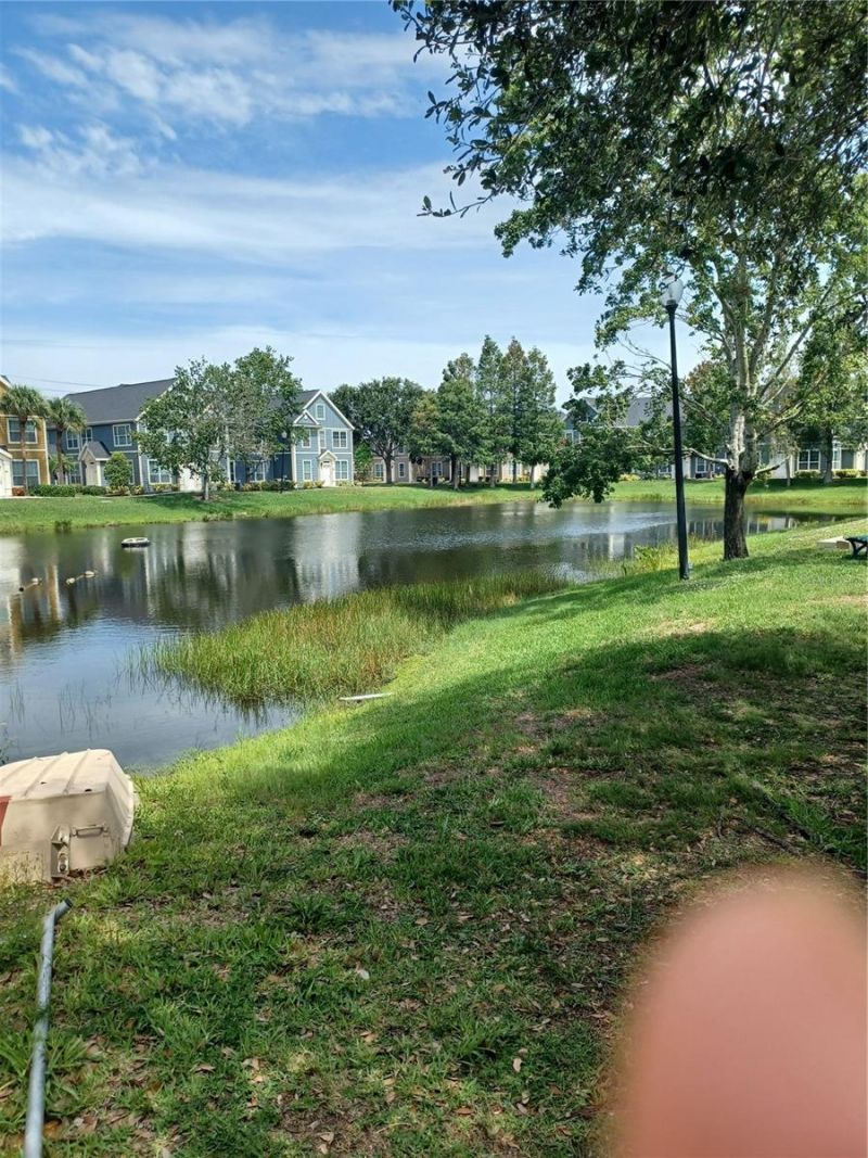 5570 Rosehill Road, Unit 102, Sarasota, FL 34233 Photo