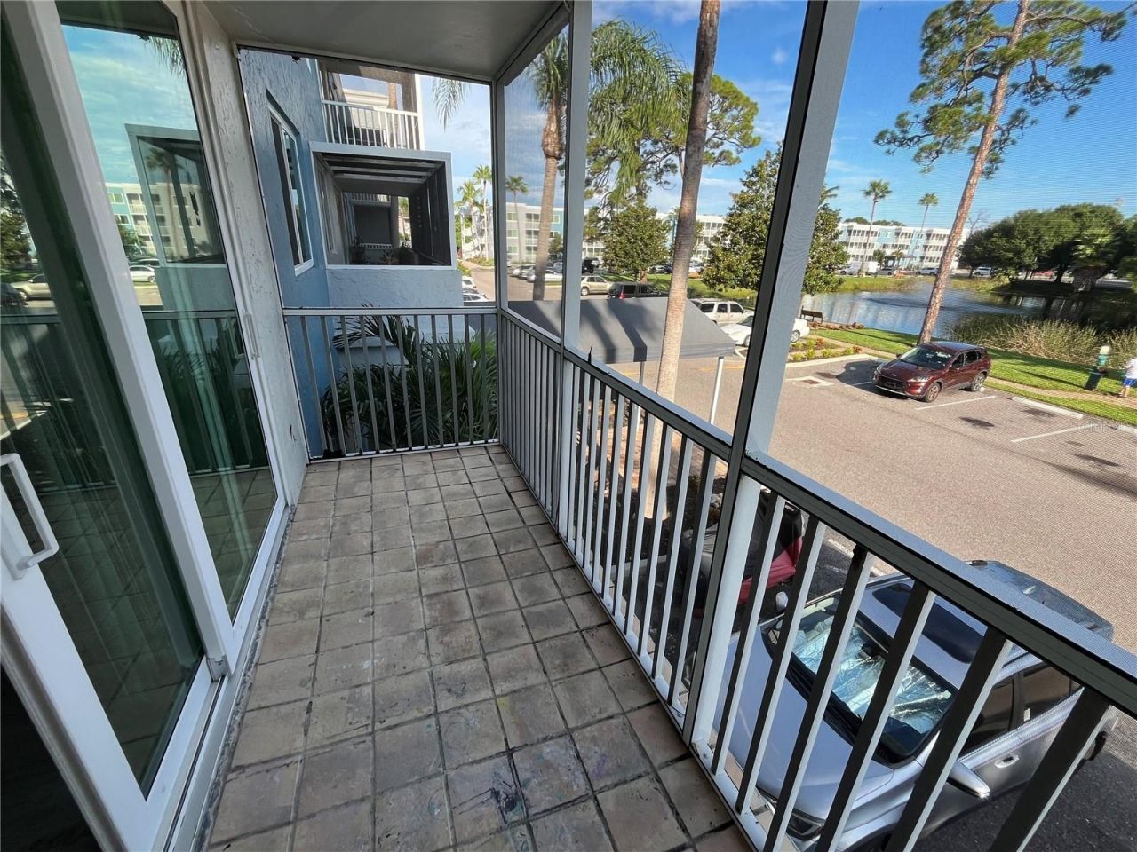 2700 Coconut Bay Lane, Unit 429 (2K), Sarasota, FL 34237 Photo