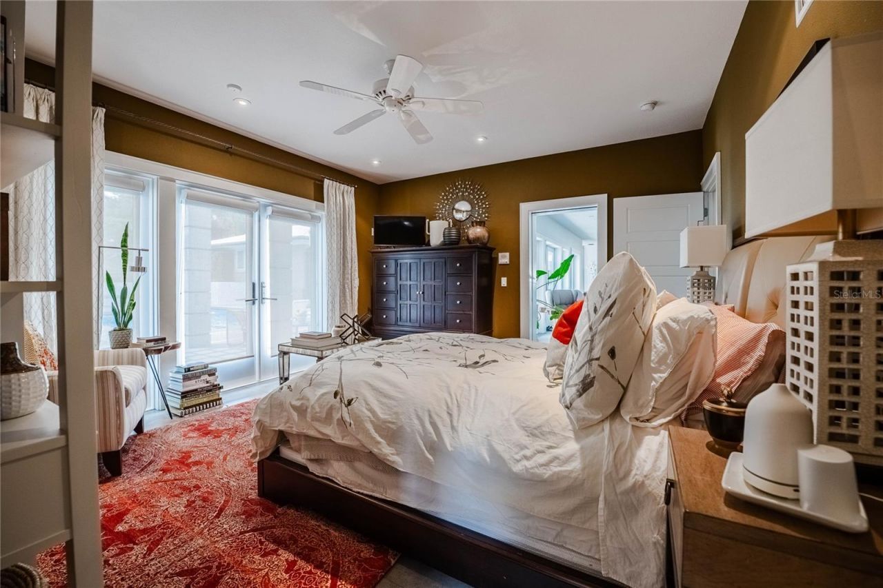 995 Lake Hollingsworth Drive, Lakeland, FL 33803 Photo