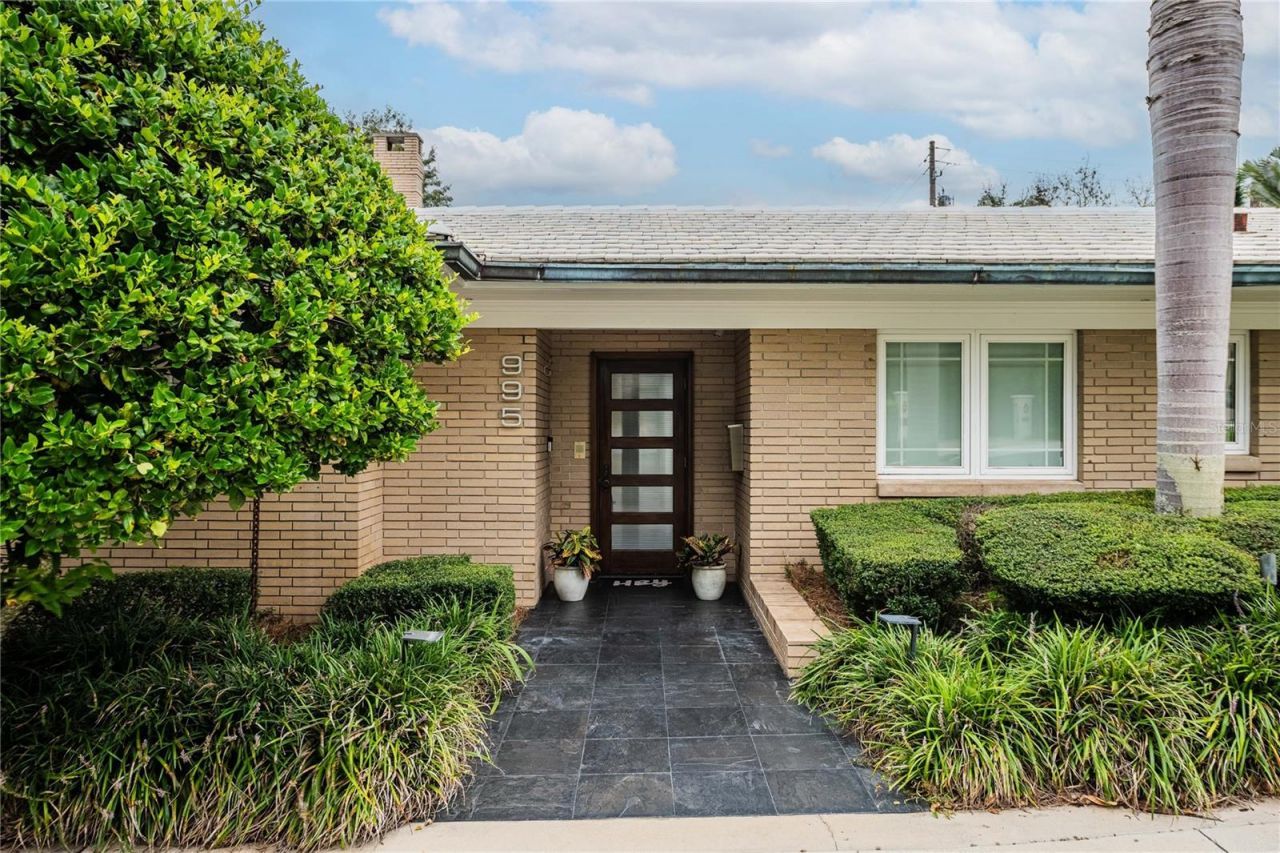 995 Lake Hollingsworth Drive, Lakeland, FL 33803 Photo