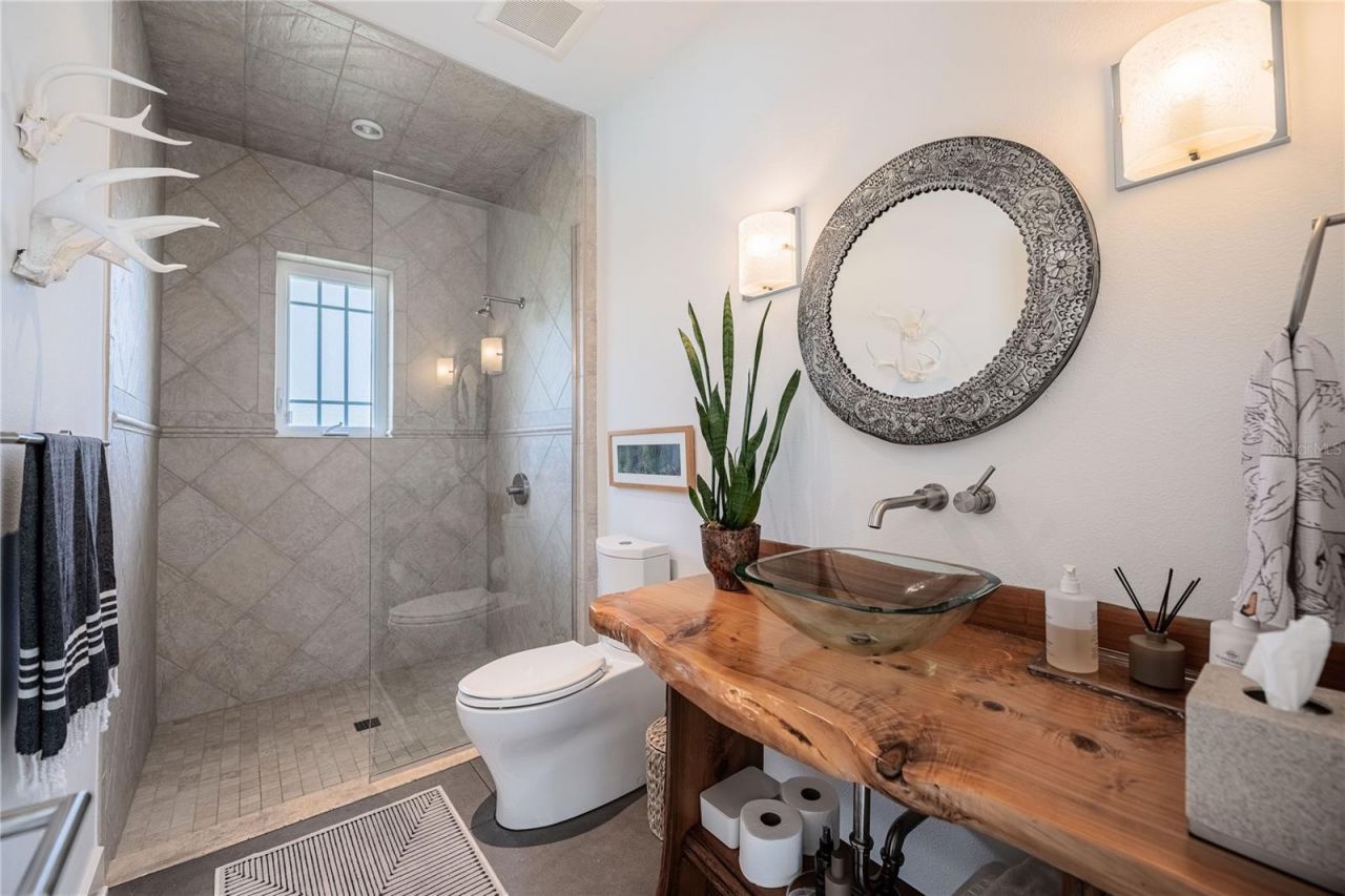 995 Lake Hollingsworth Drive, Lakeland, FL 33803 Photo