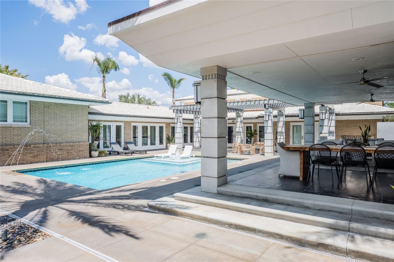 995 Lake Hollingsworth Drive, Lakeland, FL 33803 Photo