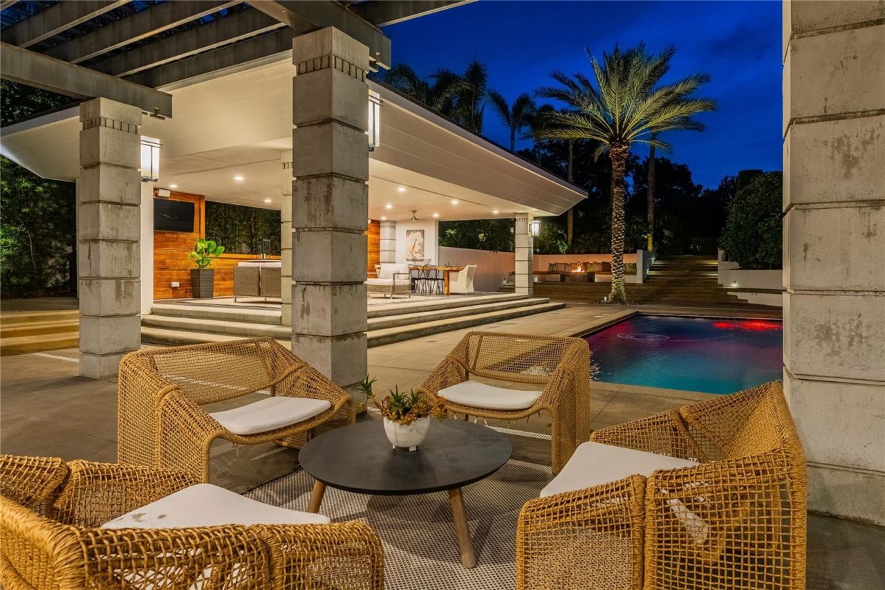 995 Lake Hollingsworth Drive, Lakeland, FL 33803 Photo