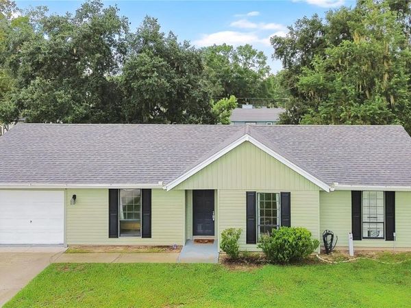 2323 VIEW WAY , LAKELAND, FL 33810