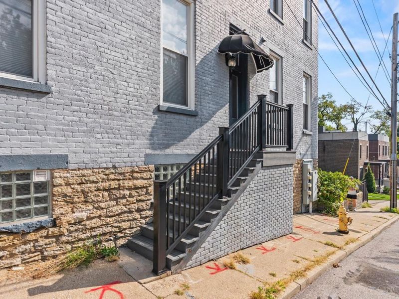 2600 Hackberry Street, Unit E, Cincinnati, OH 45206 Photo 3