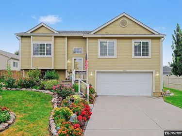 10707 S 27 Avenue, Bellevue, NE 68123