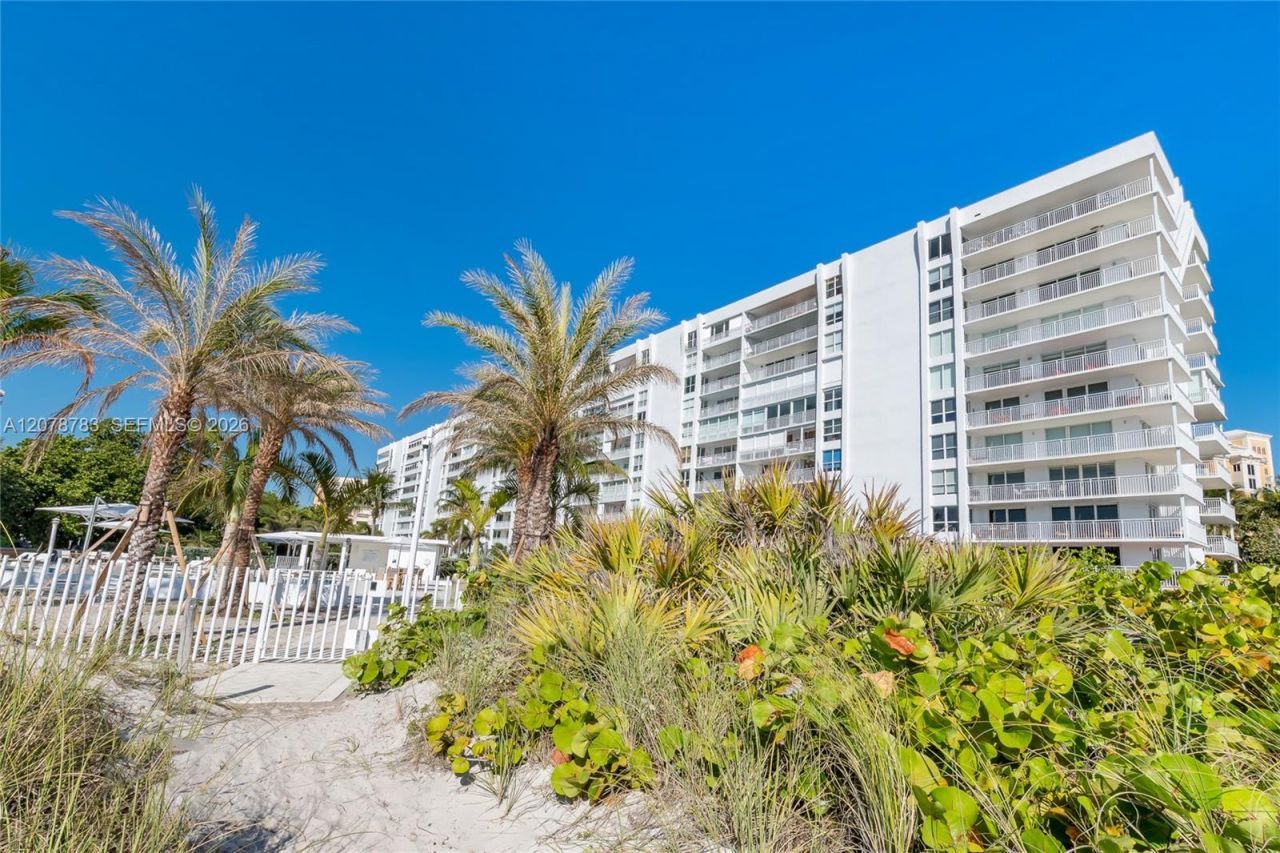 613 Ocean Dr, Unit 7C, Key Biscayne, FL 33149 Photo