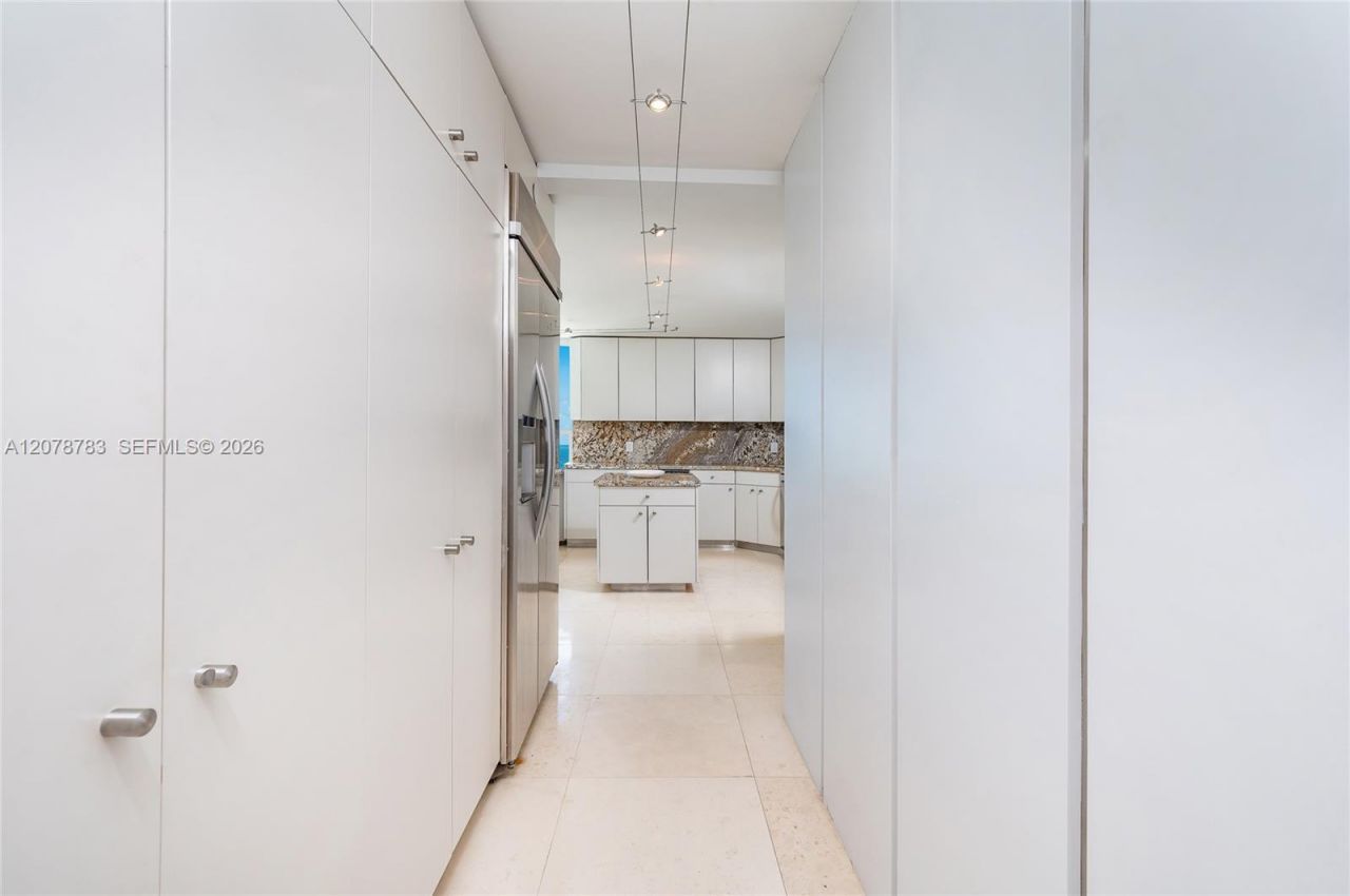 613 Ocean Dr, Unit 7C, Key Biscayne, FL 33149 Photo
