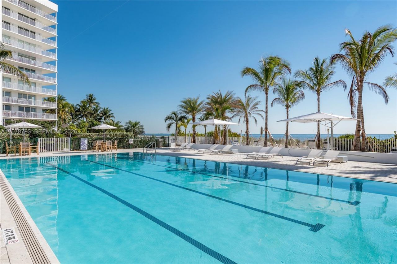 613 Ocean Dr, Unit 7C, Key Biscayne, FL 33149 Photo