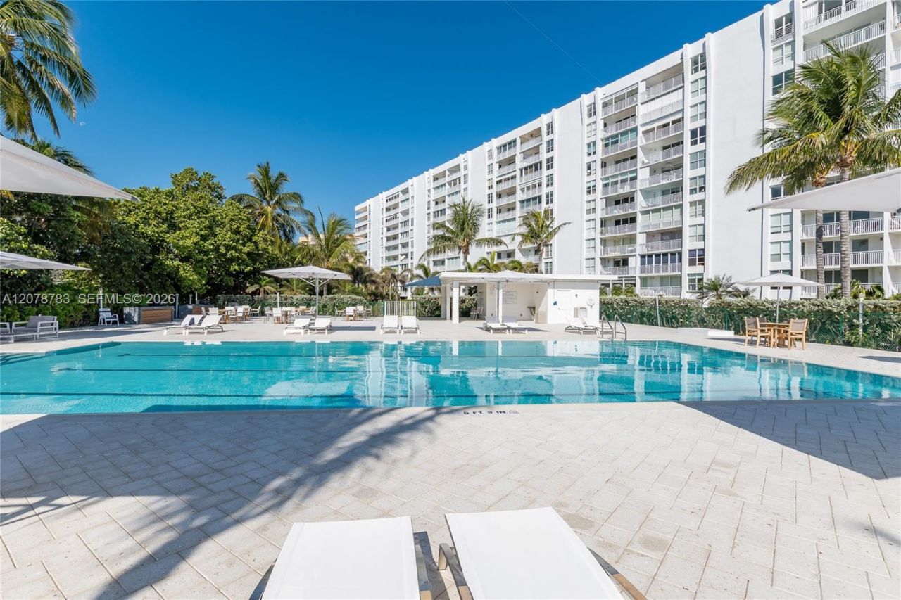 613 Ocean Dr, Unit 7C, Key Biscayne, FL 33149 Photo