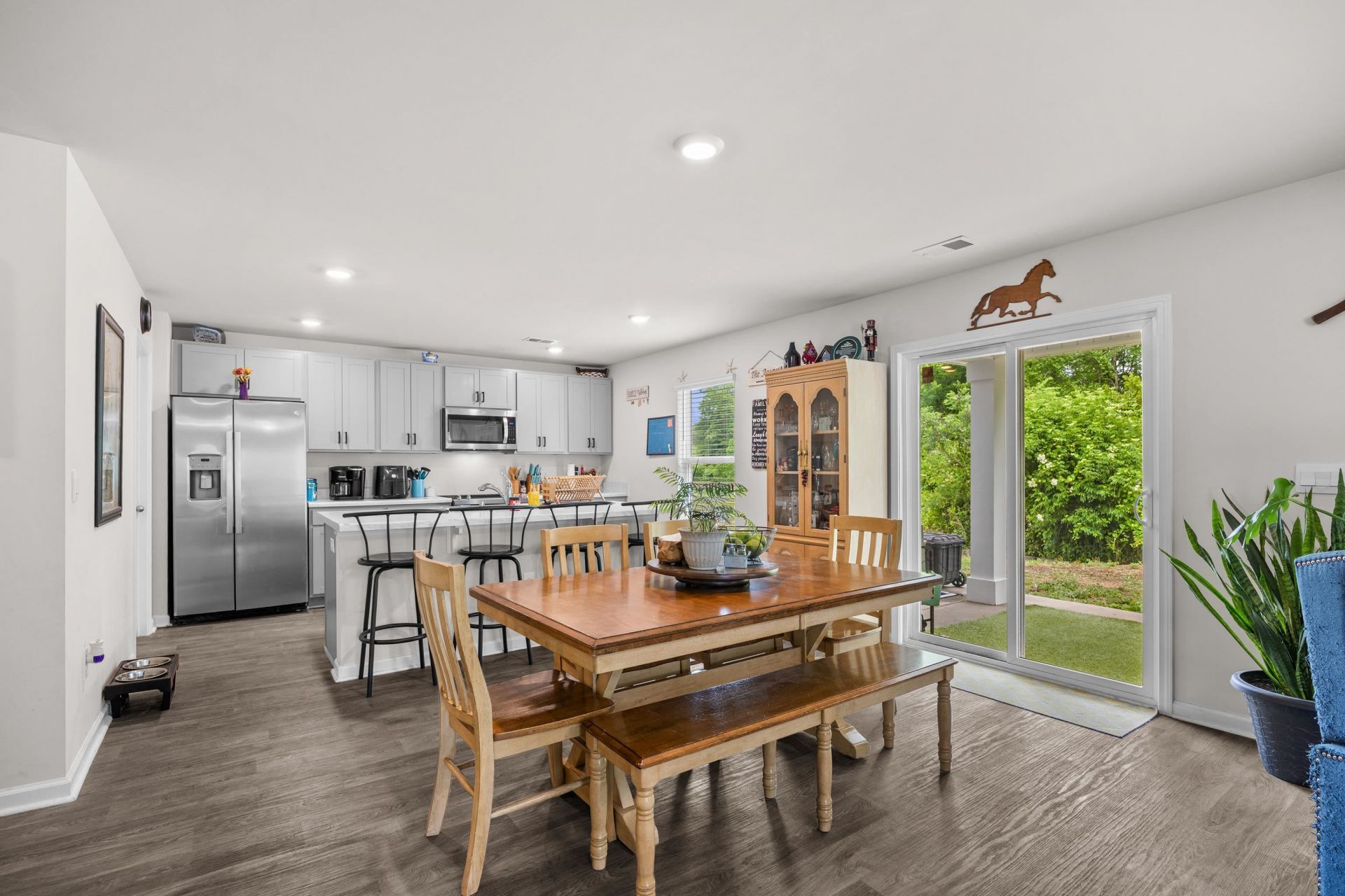 154 Brittmore Park Pl. Photo 10