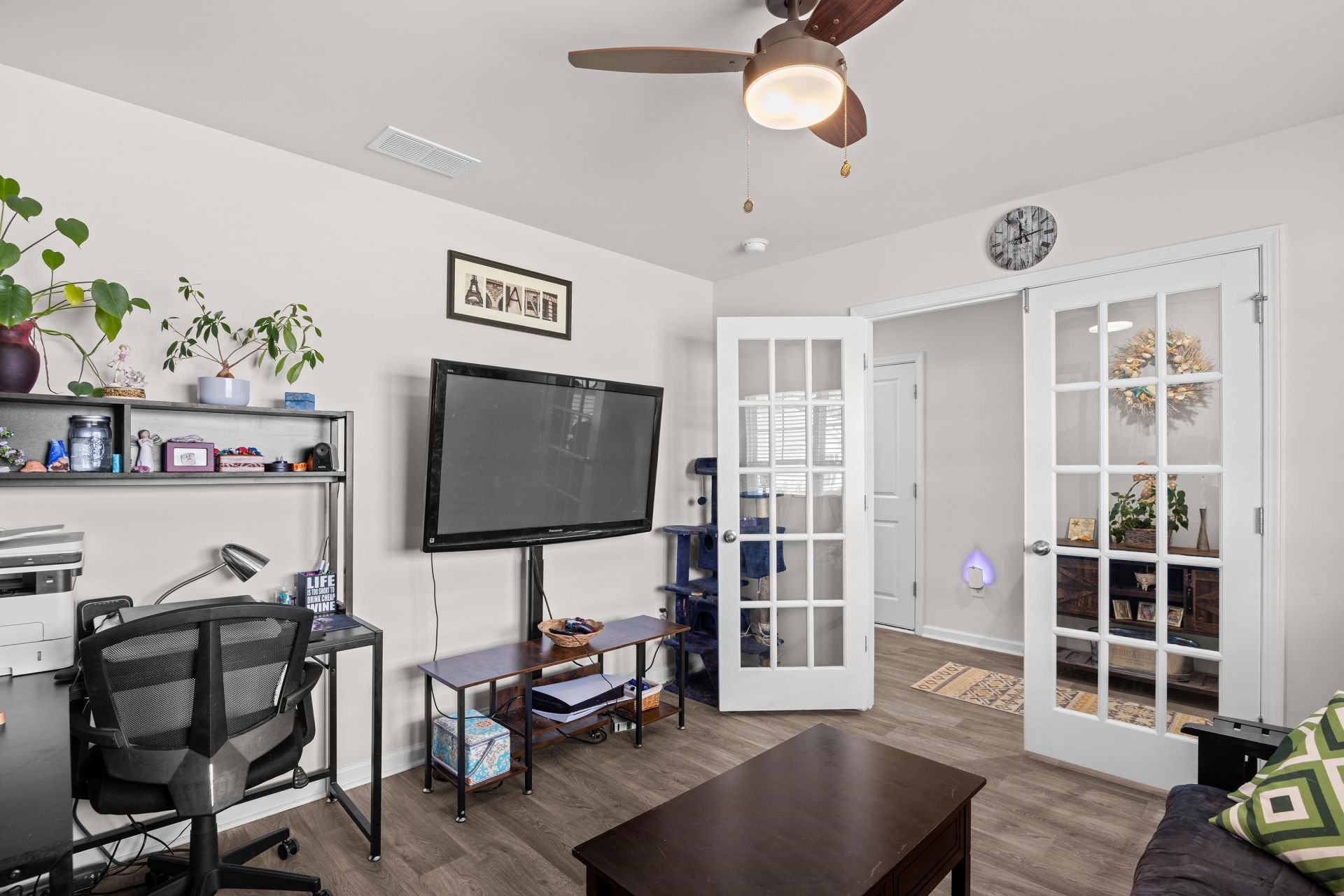 154 Brittmore Park Pl. Photo 4