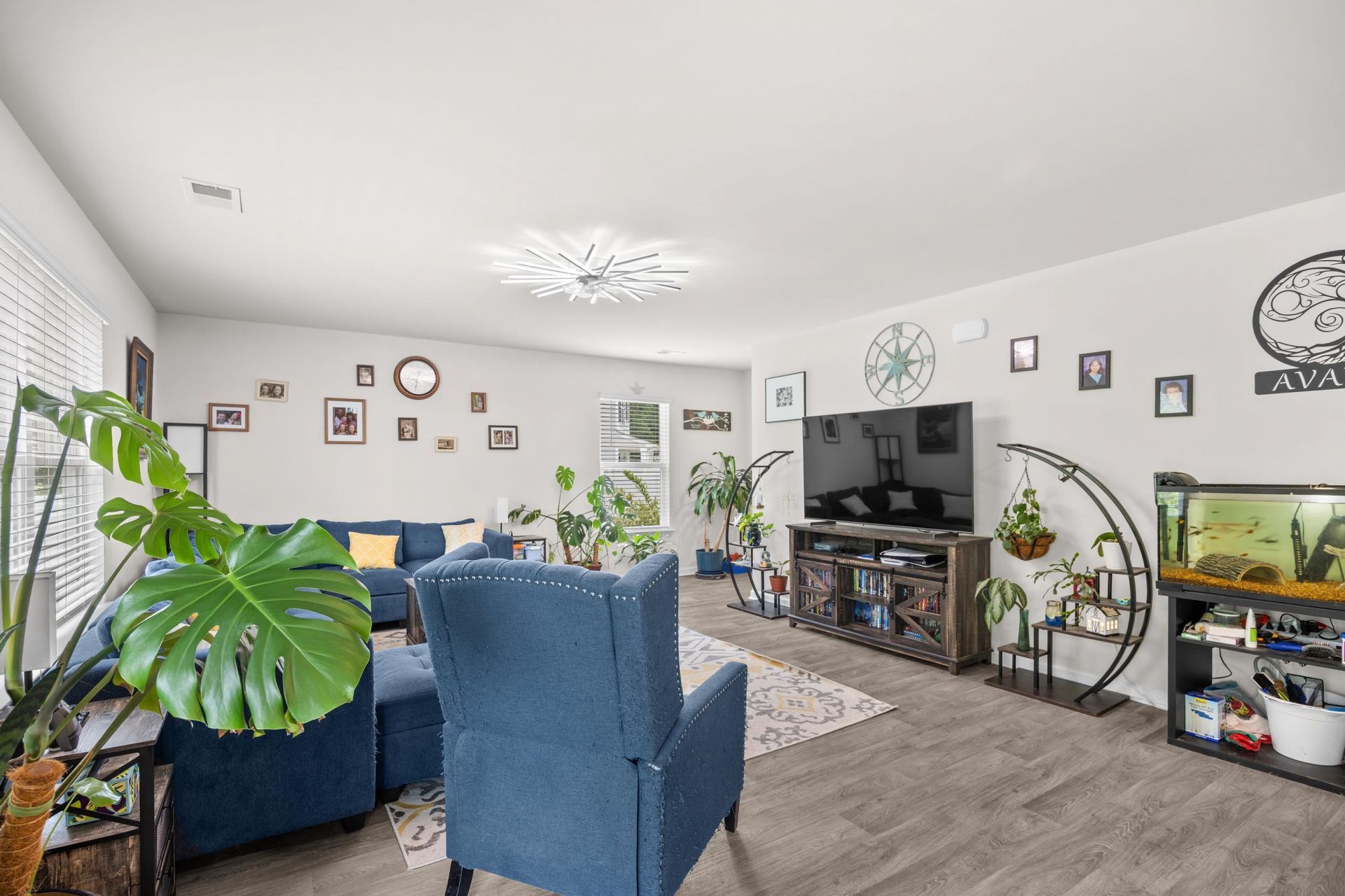 154 Brittmore Park Pl. Photo 8