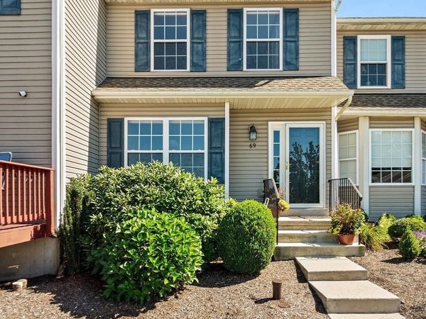 69 HORSESHOE DRIVE, DOUGLASSVILLE, PA 19518