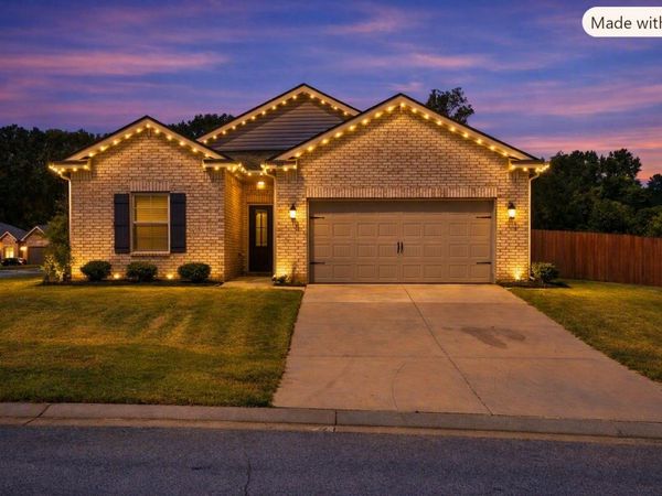 389 VIVIAN WAY, Atoka, TN 38004