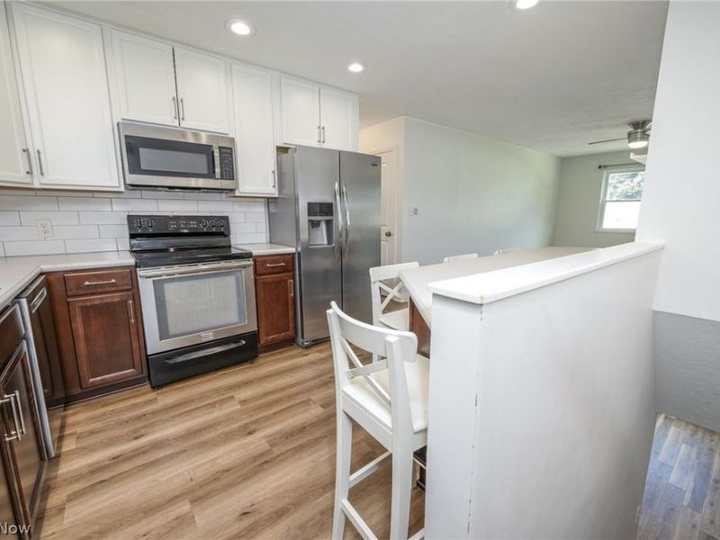 3807-3811 Edgepark Drive, Akron, OH 44319 Photo 10