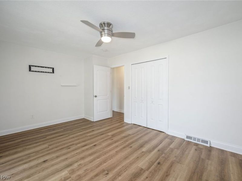 3807-3811 Edgepark Drive, Akron, OH 44319 Photo 21