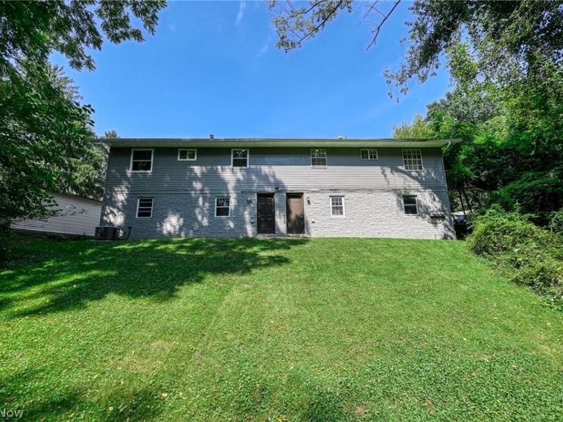 3807-3811 Edgepark Drive, Akron, OH 44319 Photo 5