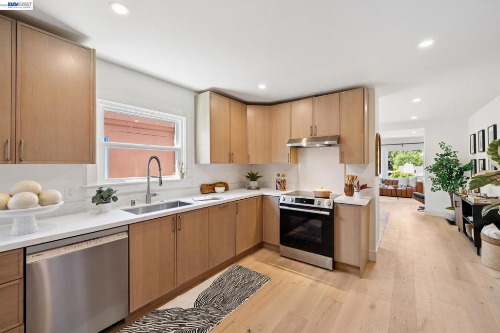 3039 Halcyon Court, Berkeley, CA 94705 Main Photo