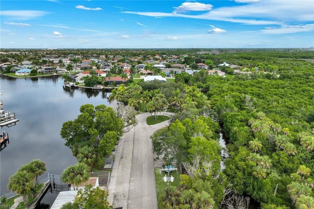 2309 SE 20th Pl, Cape Coral, FL 33990 Photo