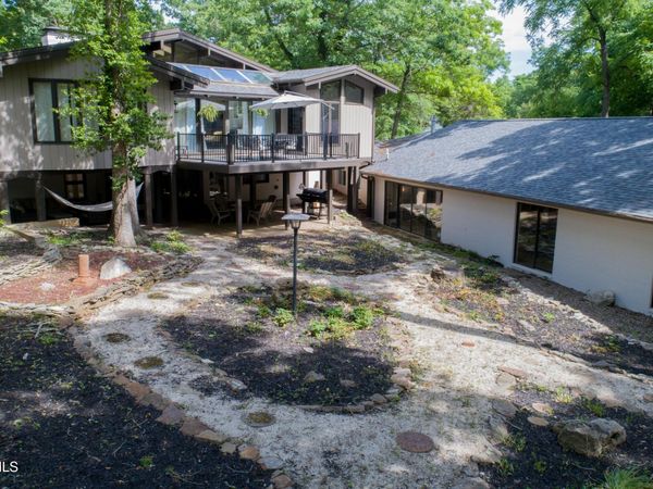 1824 BROOKSIDE BOULEVARD, Jefferson City, MO 65101