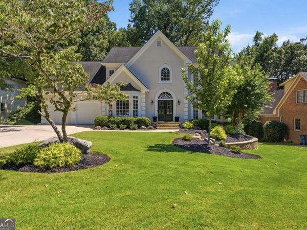 10785 Grenadier Lane, Alpharetta, GA 30022