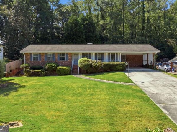 2710 Tanglewood Trail, Atlanta, GA 30344