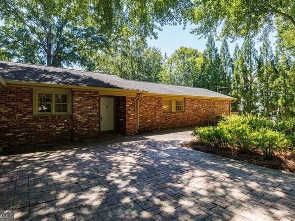1510 Peachtree Battle Avenue NW, Atlanta, GA 30327