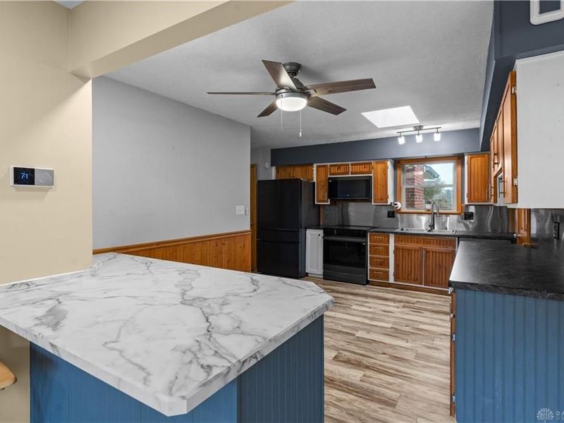6125 Imperial Hills Drive, Butler Township, OH 45414 Photo 16