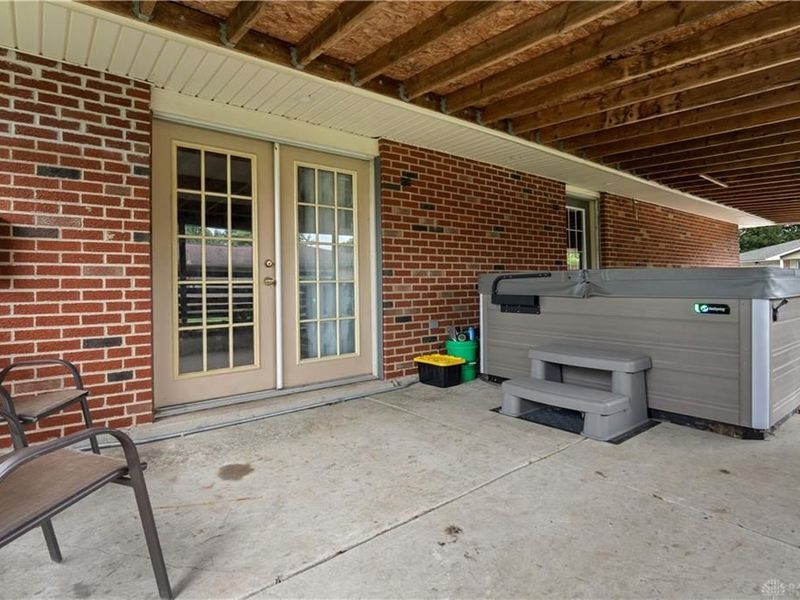 6125 Imperial Hills Drive, Butler Township, OH 45414 Photo 6