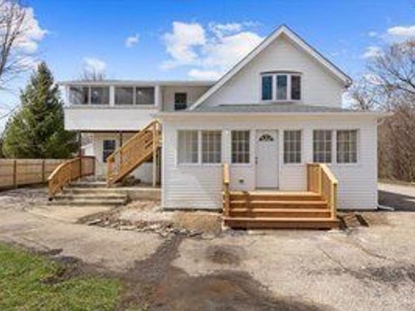 544 N Hainesville Road , Unit 1, Round Lake Park, IL 60073