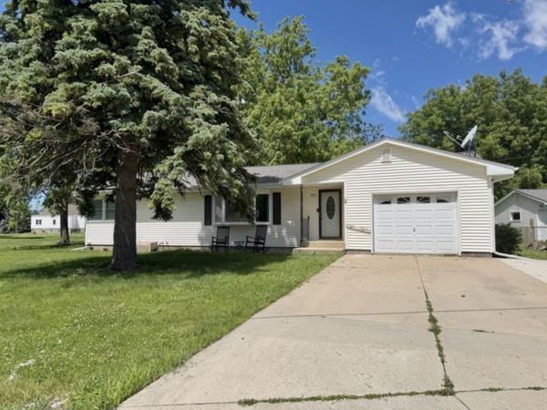 310 N 1st Street , Compton, IL 61318