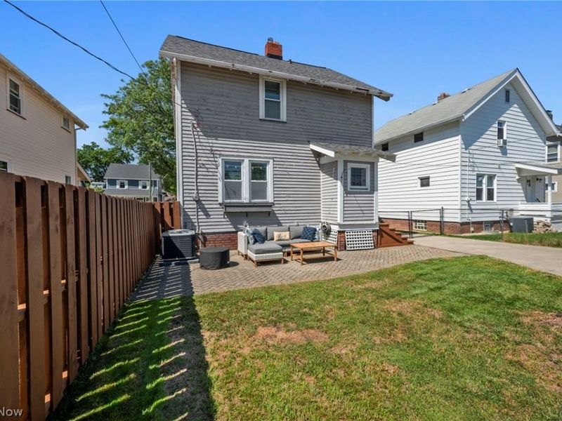 2069 Marlowe Avenue, Lakewood, OH 44107 Photo 6