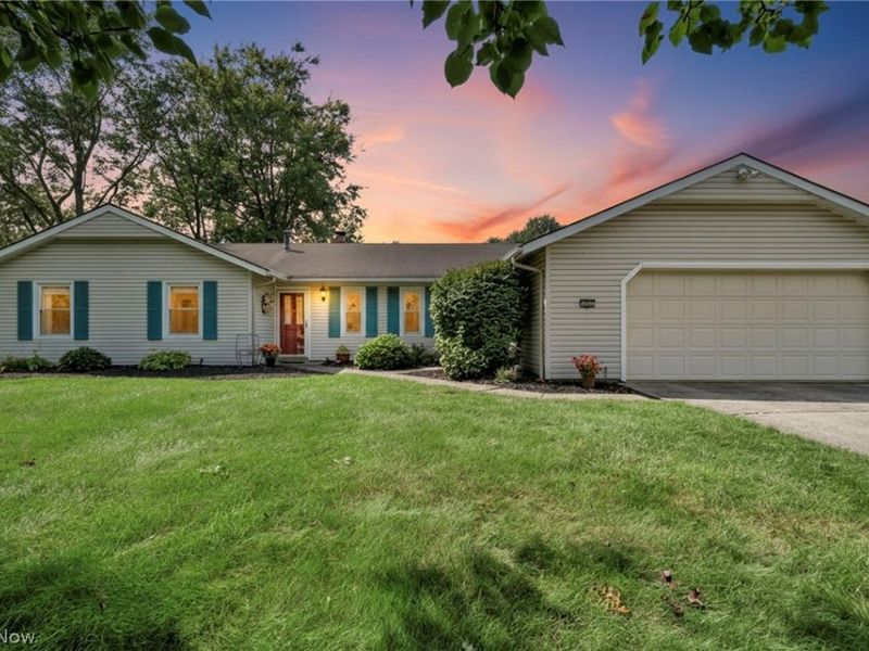 4914 Meadow Moss Lane, North Ridgeville, OH 44039 Photo 1