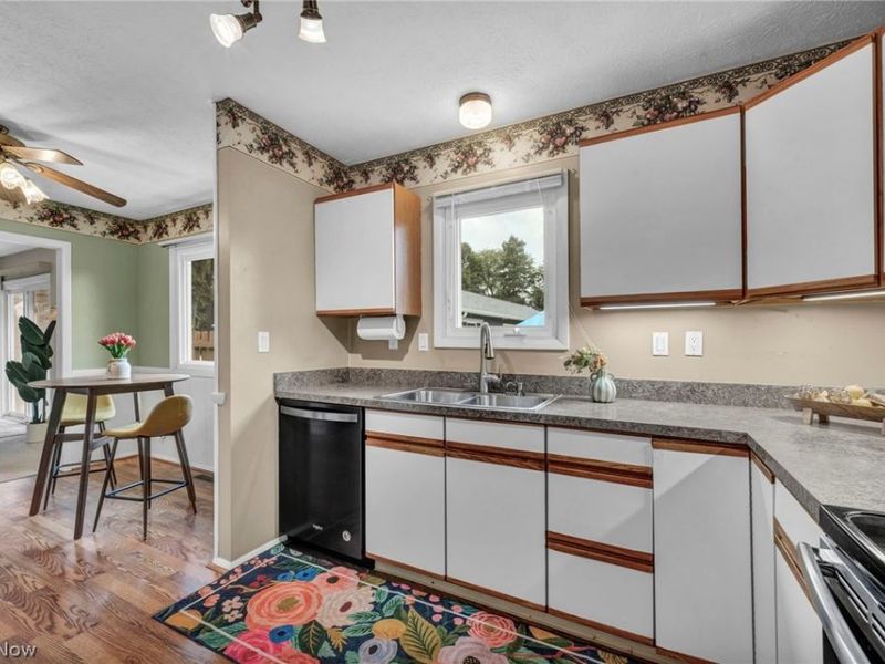 4914 Meadow Moss Lane, North Ridgeville, OH 44039 Photo 24