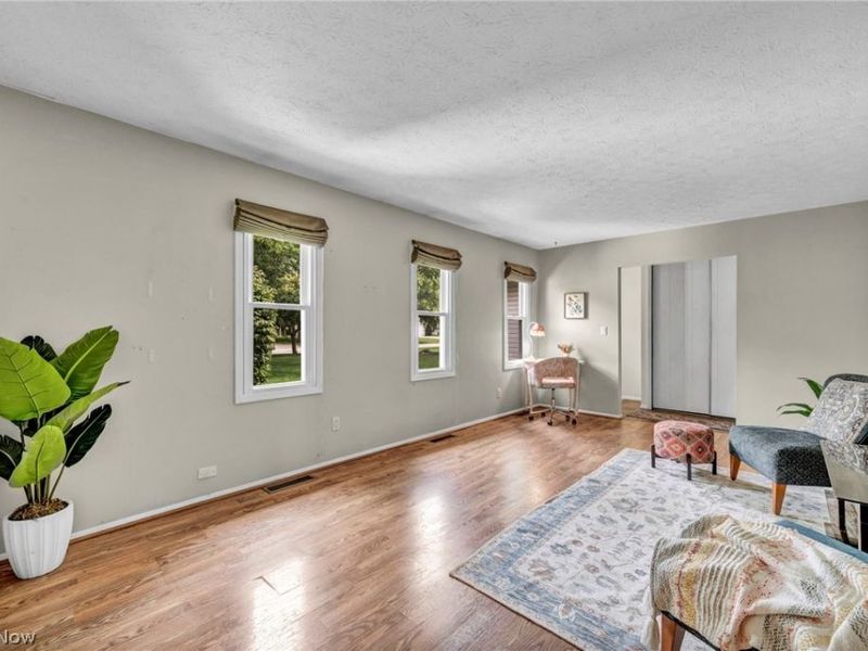 4914 Meadow Moss Lane, North Ridgeville, OH 44039 Photo 8