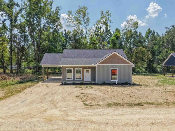 75 TEMPLE CV, Savannah, TN 38372