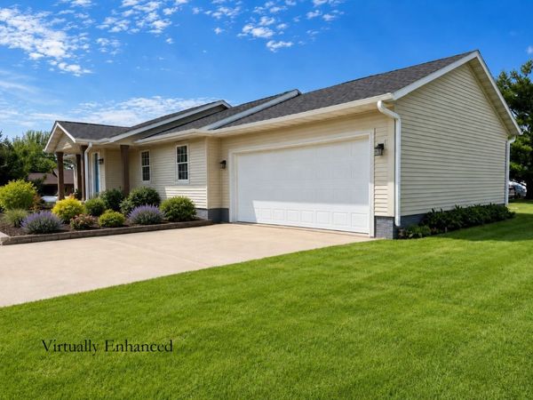 6203 32nd Avenue, Shellsburg, IA 52332