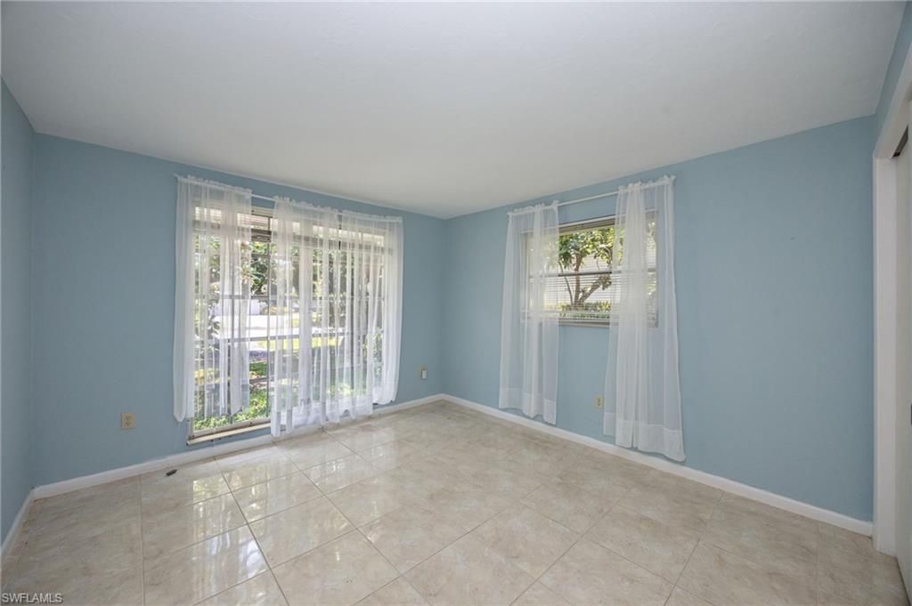 635 Wedge Dr, Naples, FL 34103 Photo