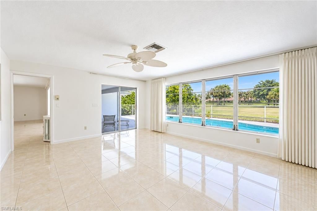 635 Wedge Dr, Naples, FL 34103 Photo