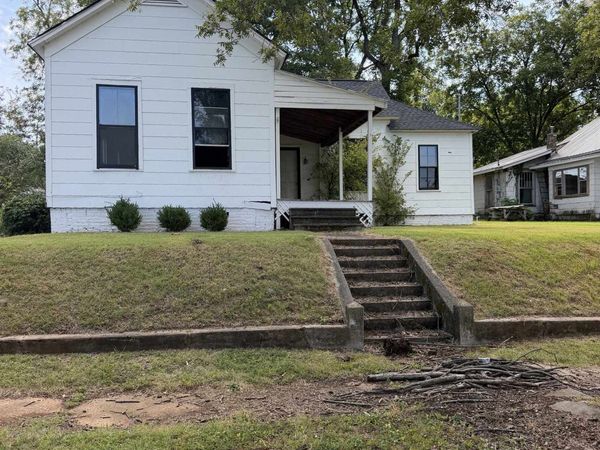 510 Atlanta Ave, Sheffield, AL 35660