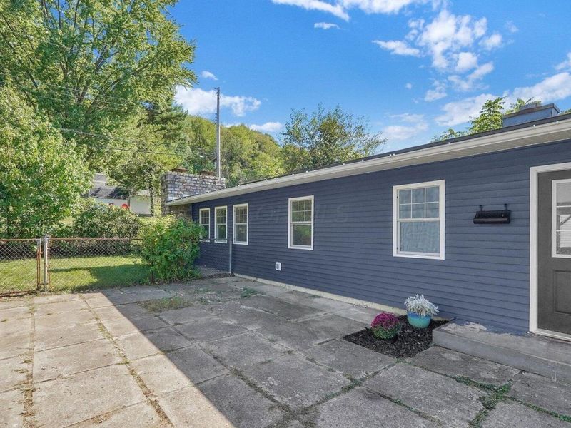 1502 Griffith Street, Lancaster, OH 43130 Photo 2