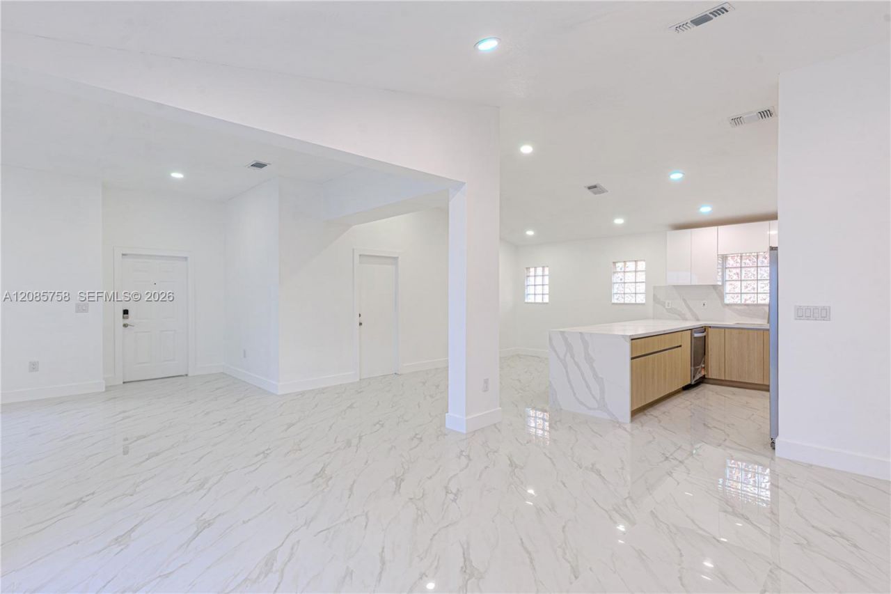 15351 SW 36th St, Miami, FL 33185 Photo