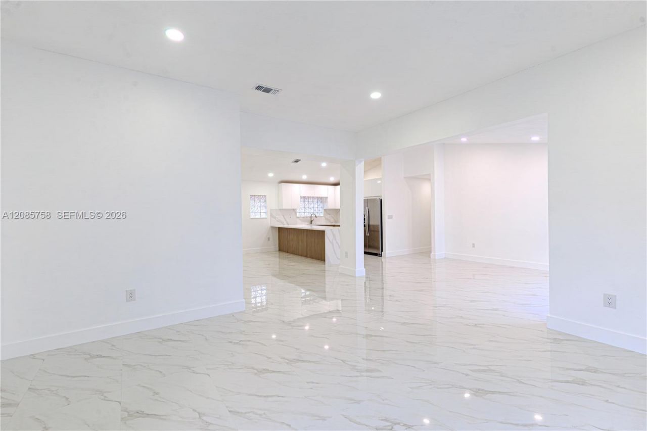 15351 SW 36th St, Miami, FL 33185 Photo