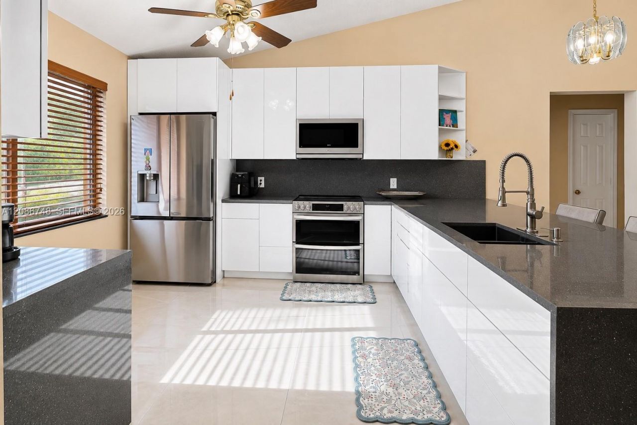 21034 Chinaberry Dr, Unit 21034, Boca Raton, FL 33428 Photo