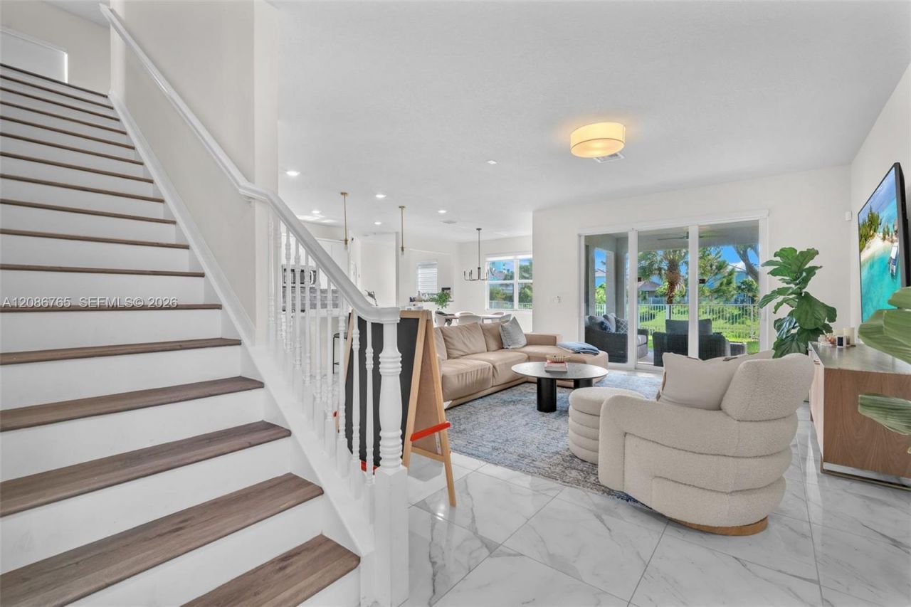 1487 Pongam Ter, Hollywood, FL 33021 Photo