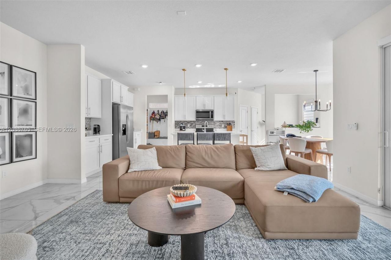1487 Pongam Ter, Hollywood, FL 33021 Photo